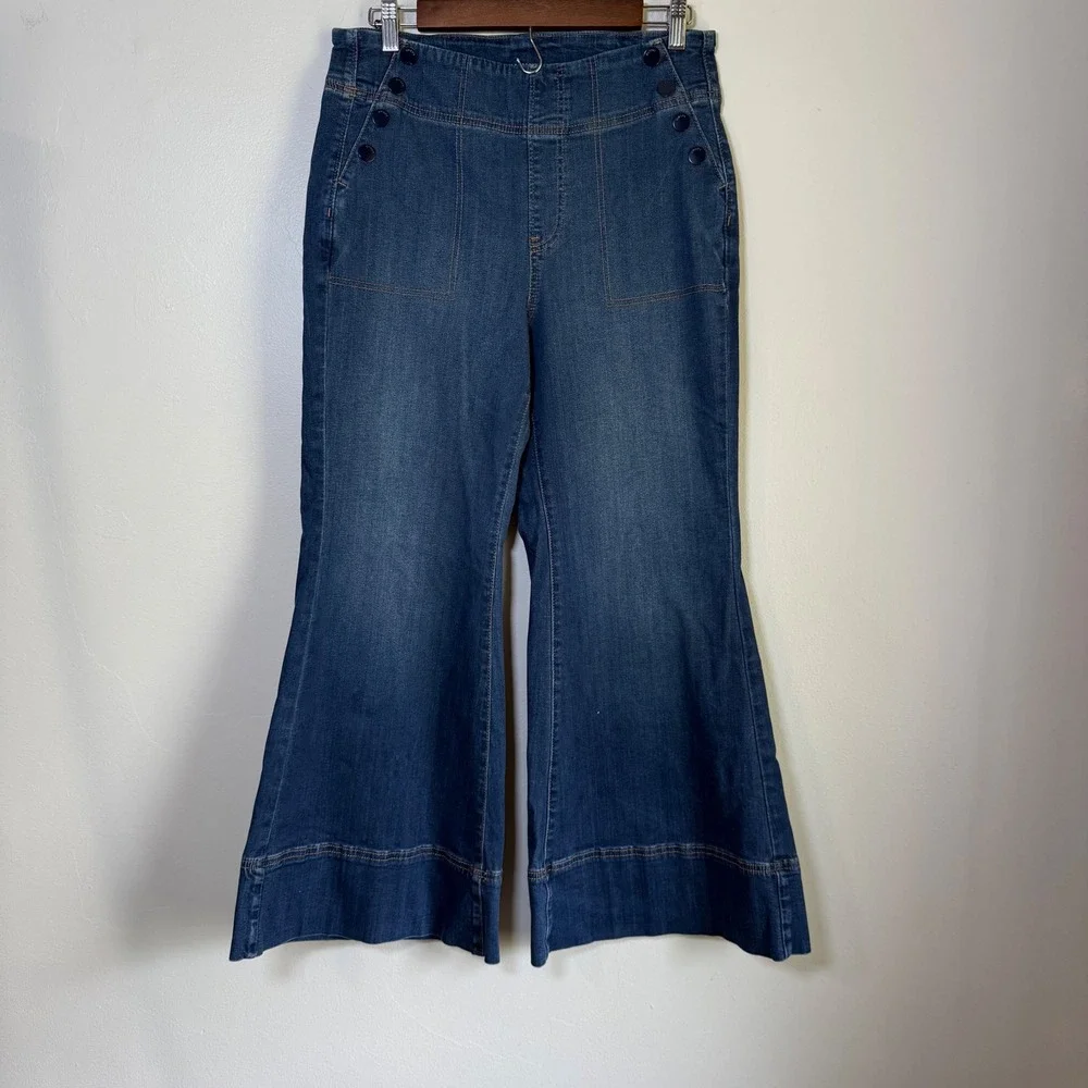 Chico's Pull-On Flare Sailor Button Wide Leg Jeans Size 8P Dark Wash Blue - Picture 1 of 3